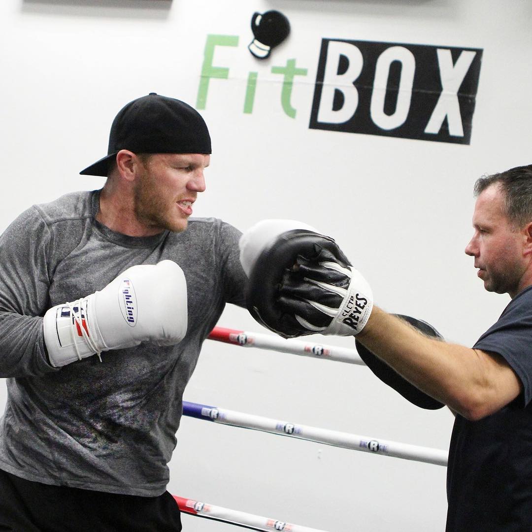 1-on-1 at WWW.FITBOXDEDHAM.COM in @legacyplace. @flapanthers Shawn Thornton Training