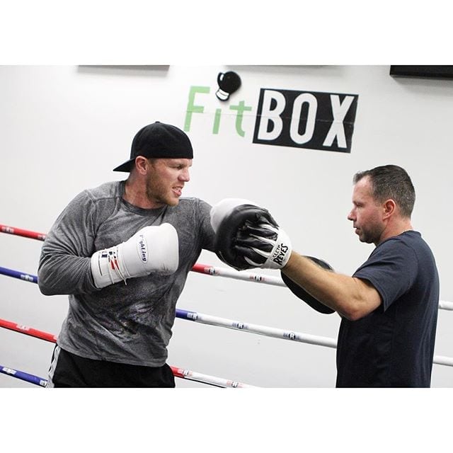 It's been another great offseason of training with @flapanthers Shawn Thornton. Best of luck on this upcoming season. #Boxing @thorntonfdn
