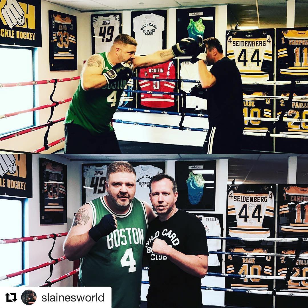 @slainesworld ..
Got it in today with my man Tommy Mac @fitboxboxingfitness and brought my son to hit the mitts too. Shout out to my boys Fast Eddie Dufresne and Jay "Atom Bombs" Thoms. @tommymcinerney @jason__thoms @esd_417