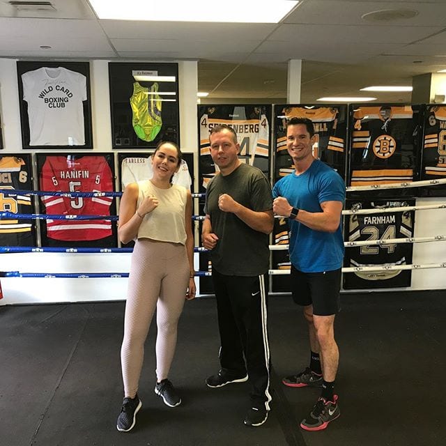 @amandaandrade_2 @booshlight @mobility_rx getting in that Saturday morning boxing sesh this weekend with boxing trainer @tommymcinerney . Great work letting those hands go #🥊 . . #Boxing #fitness #training #boston #workouts #workout #fit #fight #goals #exercise #motivation #sweat #dedham