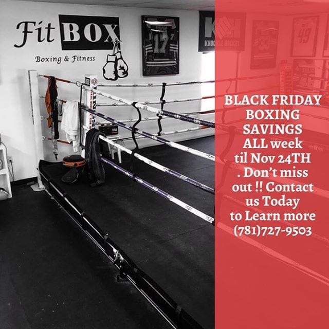 #blackFriday #boxing #savings with #boxingtrainer @tommymcinerney #🥊🥊 #getit . . #fitness #fight #fit #lifegoals #weightloss #cardio #conditioning #endurance #workout