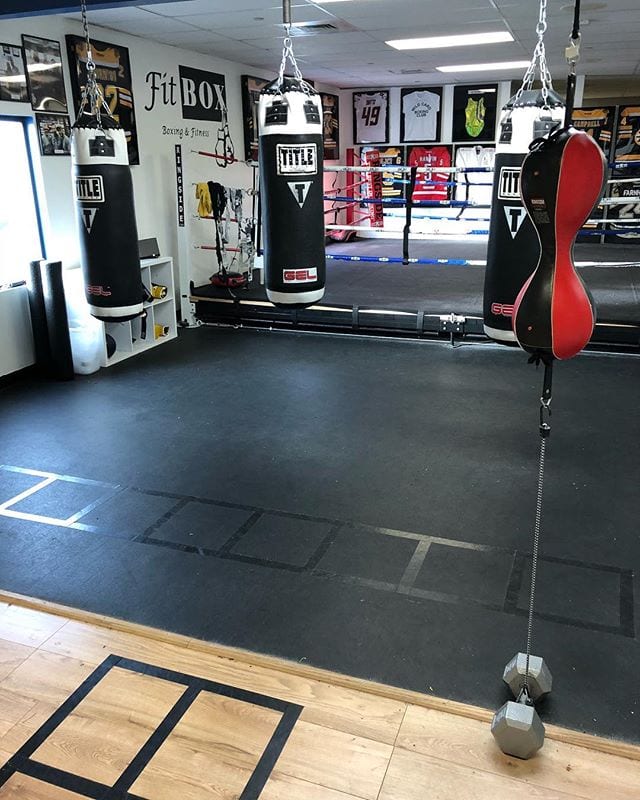Boxing is a intimidating sport to start, at FitBOX more then half of our clients are beginners . So there is no excuse not to come in and give it a try . Contact us for a FREE Boxing Workout Today with @tommymcinerney . (781)727-9503. . #Boxing #boxingtraining #boxingtrainer #fitness #fit #fight #exercise #boxingworkout #workout #oldschool #feelgood #stress #relief #stronger #mind #Dedham #Boston #crosstrain #crosstraining