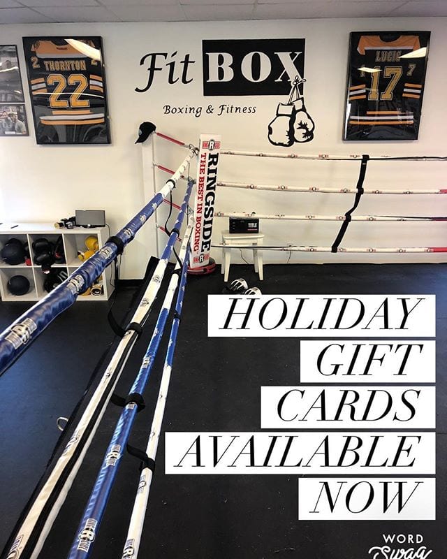 Give the Gift of Fitness . What better gift to help someone jumpstart the New Year’s Resolution. #Boxing with @tommymcinerney . . #fitness #cardio #conditioning #weightloss #christmas #newyear #gift #giftidea #boston #dedham #workout #boxingworkout #boxingtraining #feelgood #exercise #sweat