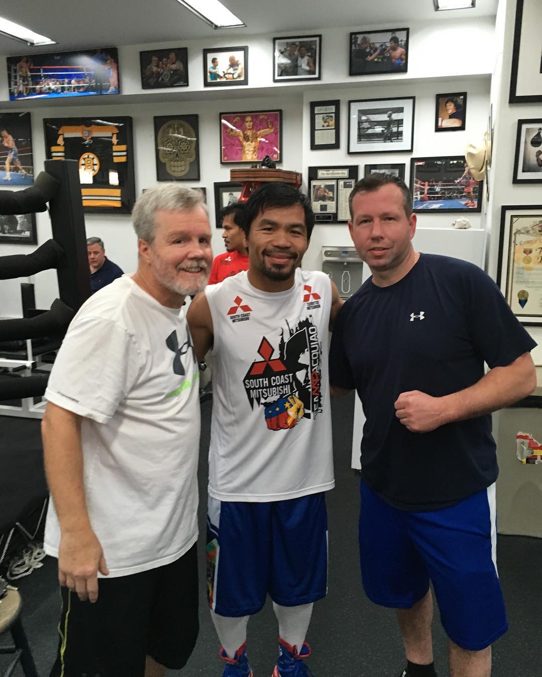 Happy birthday to one of the best , 8-Division @mannypacquiao #🥊 . @hboboxing @freddieroach @wildcardboxingclub @tommymcinerney @rockandreillys