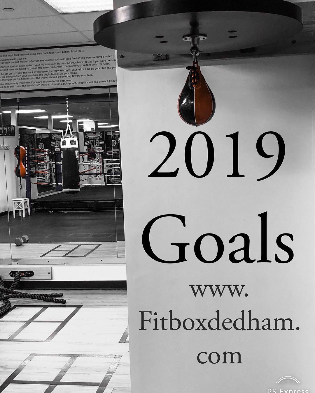 Let’s change that weekly workout routine up and check off one of those 2019 goals. Sign up for a FREE Boxing Workout located in Dedham,MA at (781)727-9503 or fitbox@outlook.com. . #boxing with @tommymcinerney #fitness #2019 #resolutions #goals #boutique #gym #workout #exercise #workoutmotivation #bestofthebest #cardio #conditioning #weightloss #feelgood #sweetscience #boston #dedham #realdeal #mittwork #padwork #boxfit #ring #🥊