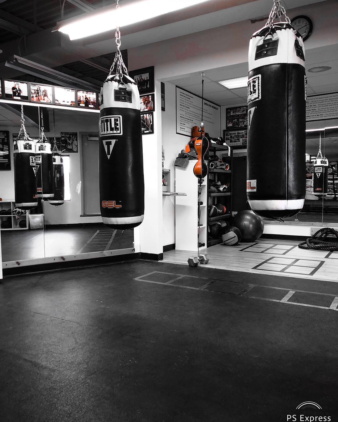 #BOXING It’s never to late to start !! Contact us At (781)727-9503 to Schedule your FREE Boxing Workout . . . . #fitness #sweetscience #inshape #workouts #boxingtraining #workout #boxingtrainer #Boston #feelGood #stressrelief #Dedham #getit