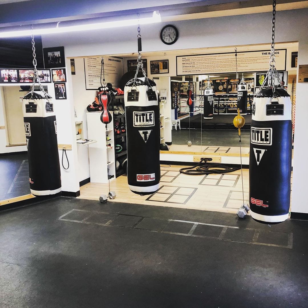 What better way to get rid of stress! Contact us Today to sign-up for your FREE boxing Workout (781)727-9503 , email – Fitbox@outlook.com #boxing #fitness #workout #exercise #nostress #stress #therapy #hiit #hiitworkout #cardio #conditioning #fun #bagwork #mittwork #boston #dedham @tommymcinerney