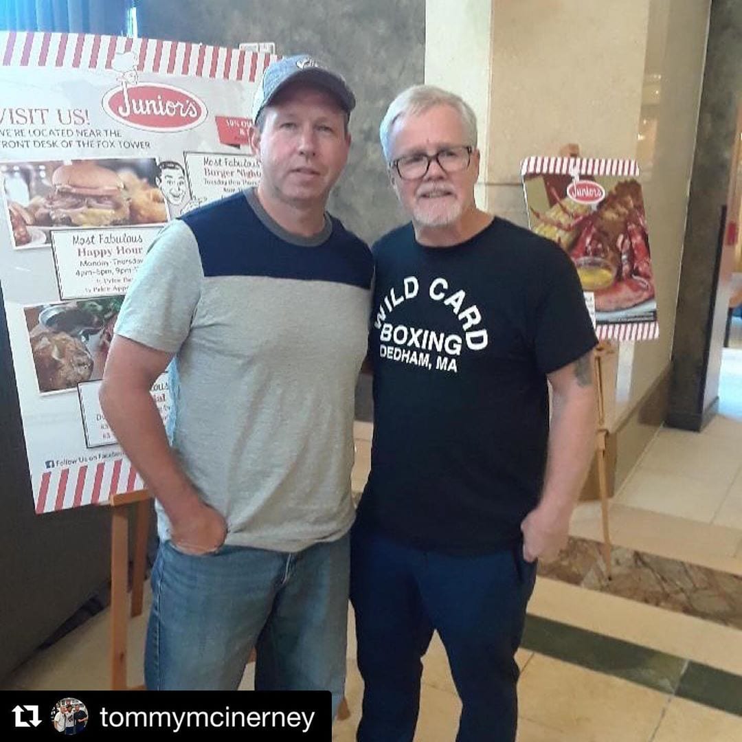 #Repost @tommymcinerney ・・・ Always great catching up with @freddieroach especially on the East coast. Congrats to his fighter @tokakahn with getting the win by decision last night . #🥊 @wildcardboxingclub #boxing . #boxingtrainer #legend #broadwayboxing @foxwoods #boston #dedham #fightnight