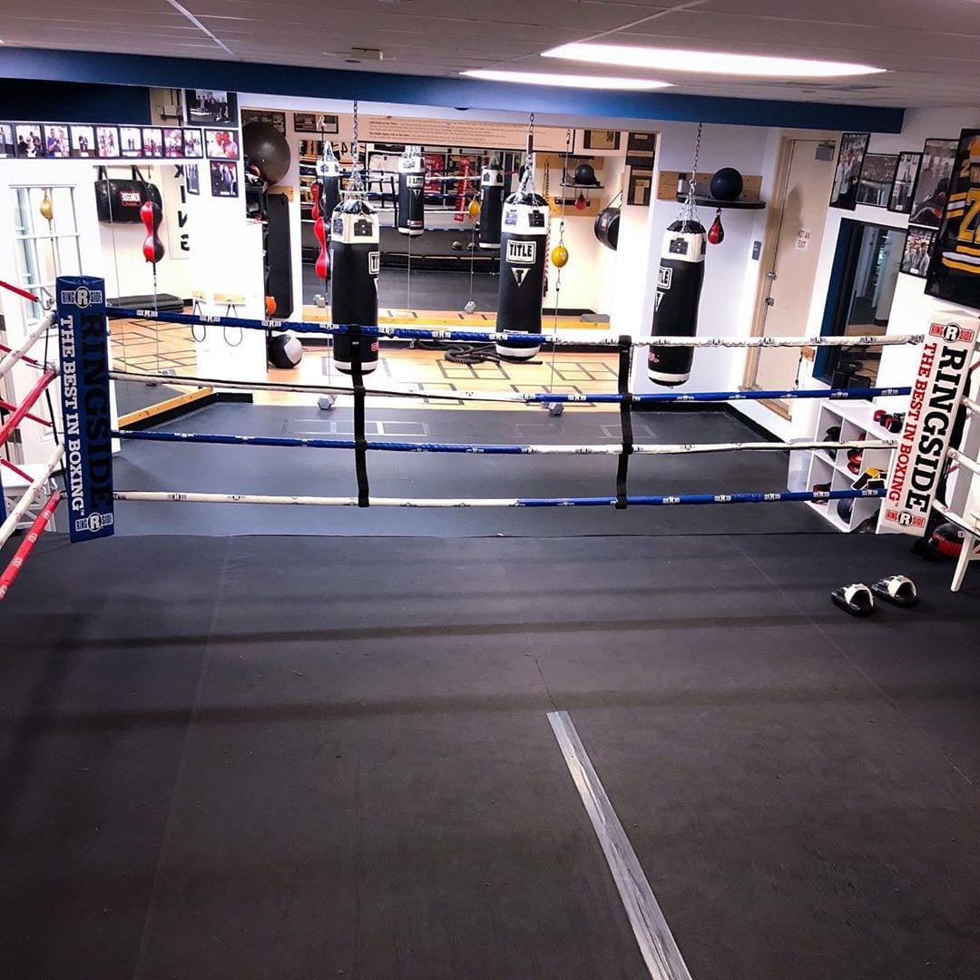 If your looking for something new to help get your health back on track then contact us to schedule a Free Trial boxing workout with @tommymcinerney . #boxing . #bostonfitness #fitness #health #inshape #fight #fit #exercise #workout #boston #dedham #mittwork #padwork #bagwork #punch #sweetscience #healthy #living