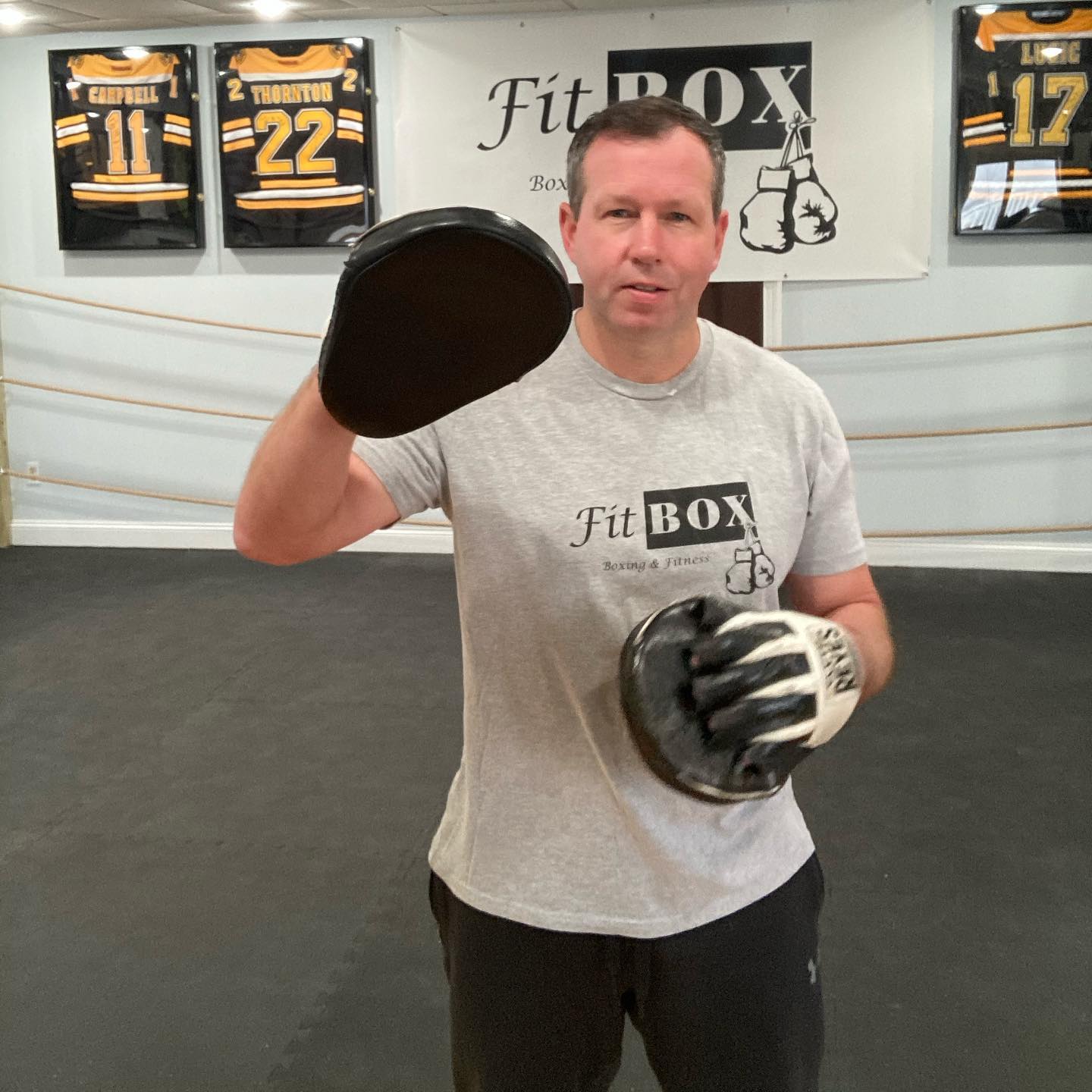 Schedule your private 1-on-1 boxing session with Boston’s well known boxing trainer to the Stars . Call/text (782)727-9503 or email fitbox@outlook.com.
.
 @nhlbruins www.Fitboxdedham.com @fitboxboxingfitness