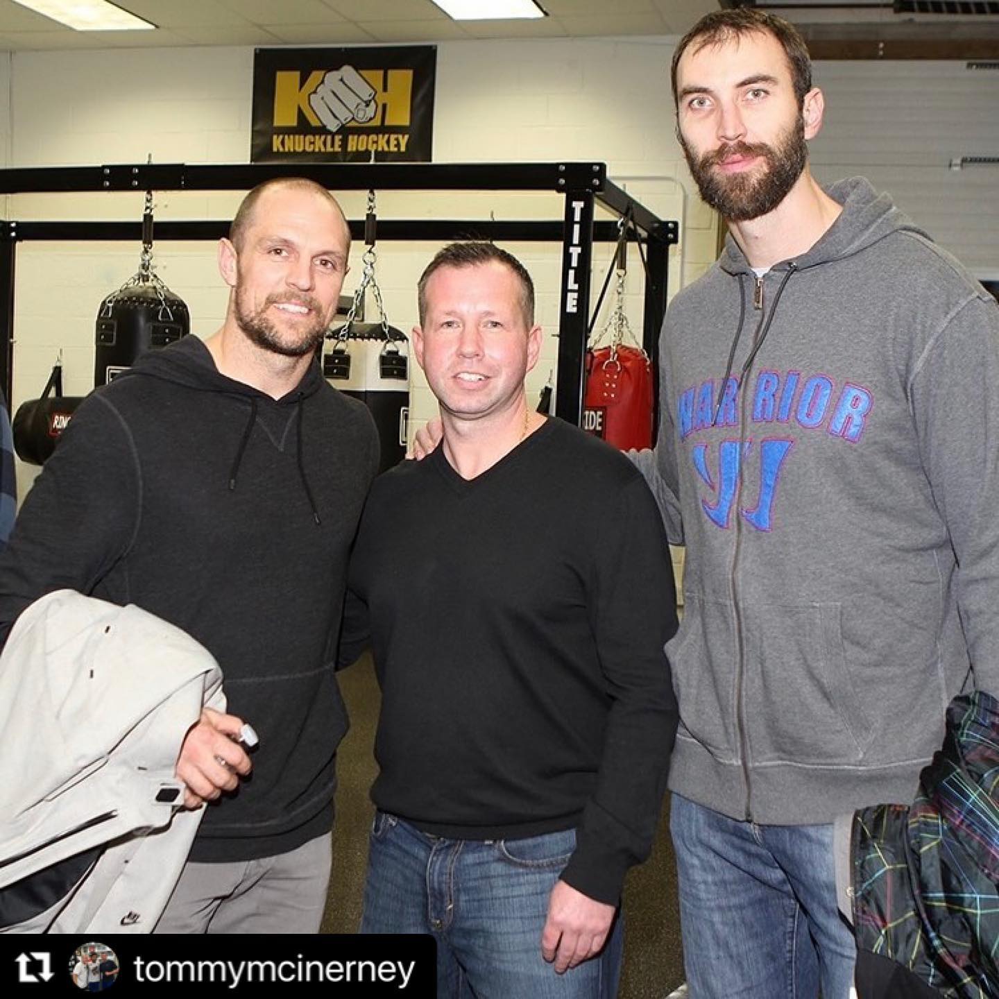 #Repost @tommymcinerney ・・・ #TBT With the best in the biz. #grandopening @zeechara33 @seids44 @nhlbruins #boston #offseasontraining #boxing @fitboxboxingfitness