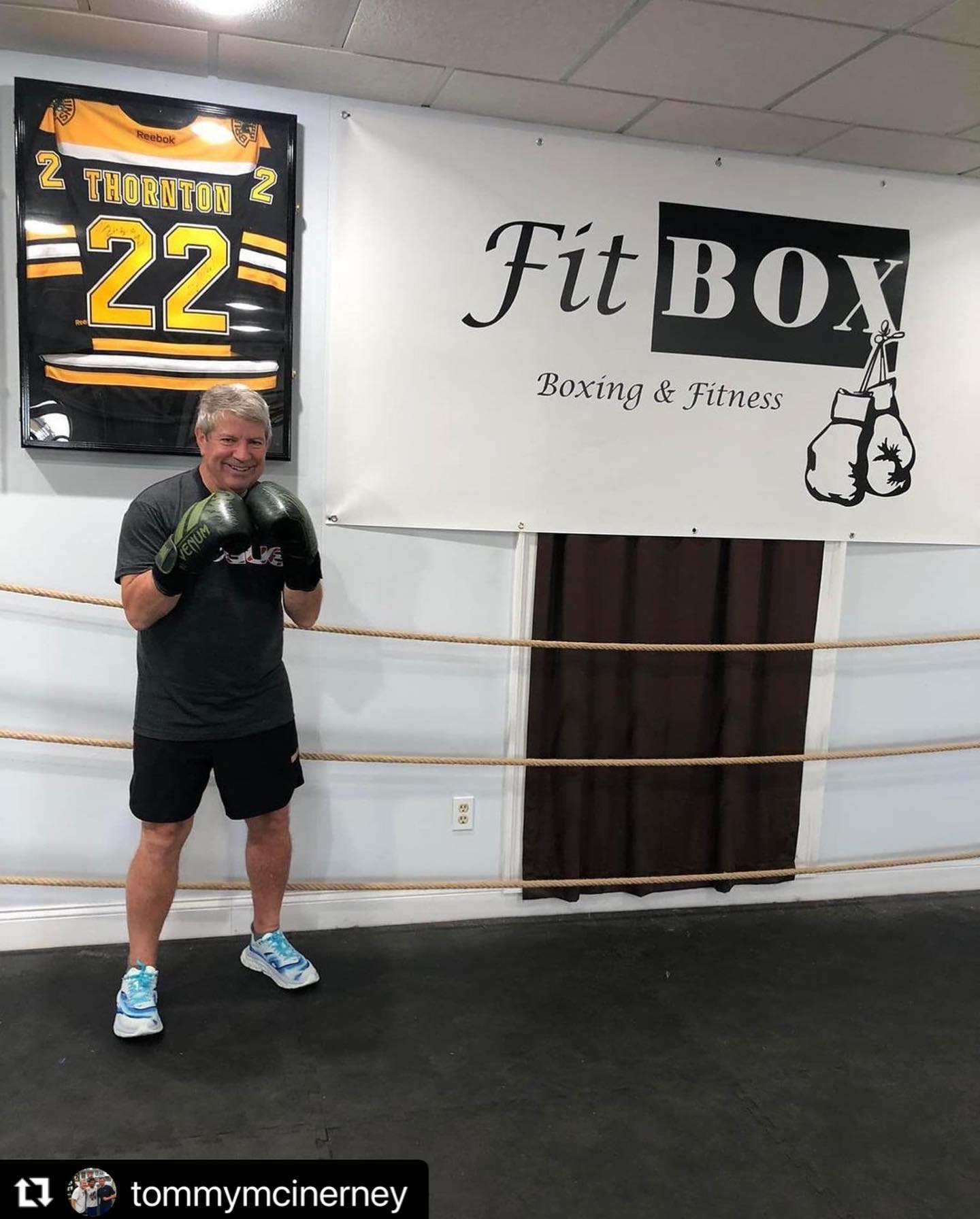 Great work with @daleearnold putting in some solid rounds on the pads with trainer @tommymcinerney . #🥊 #boxing #mittwork #dedham #boston