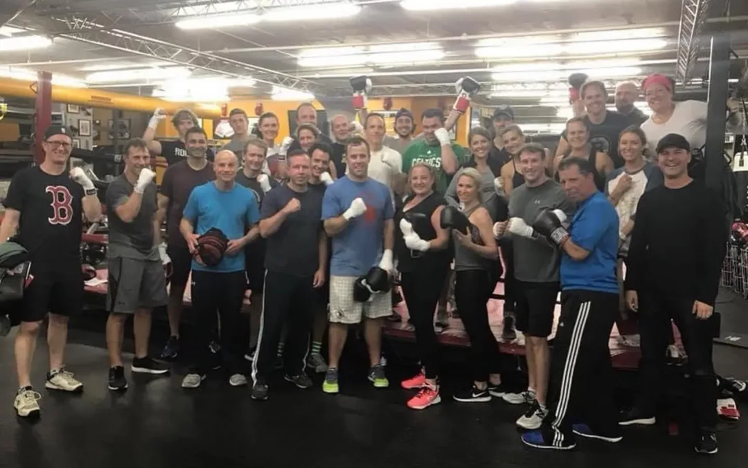 #Repost @tommymcinerney.. #TBT Putting a Great group of fighters through a full night of #Boxing drills and workouts with @dave.6164 at #TheRingBoxingClub #Boston @fitboxboxingfitness #oldschoolboxing #boxingfitness #bostonfitness #sweetscience @toucherandrichofficial